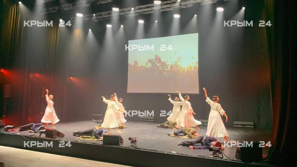 Показ спектакля «Дорога до Берлина» прошёл в студии «Юг.Кино» в рамках арт-фестиваля в Судаке Показ спектакля «Дорога до Берлина» прошёл в студии «Юг.Кино» в рамках арт-фестиваля в Судаке