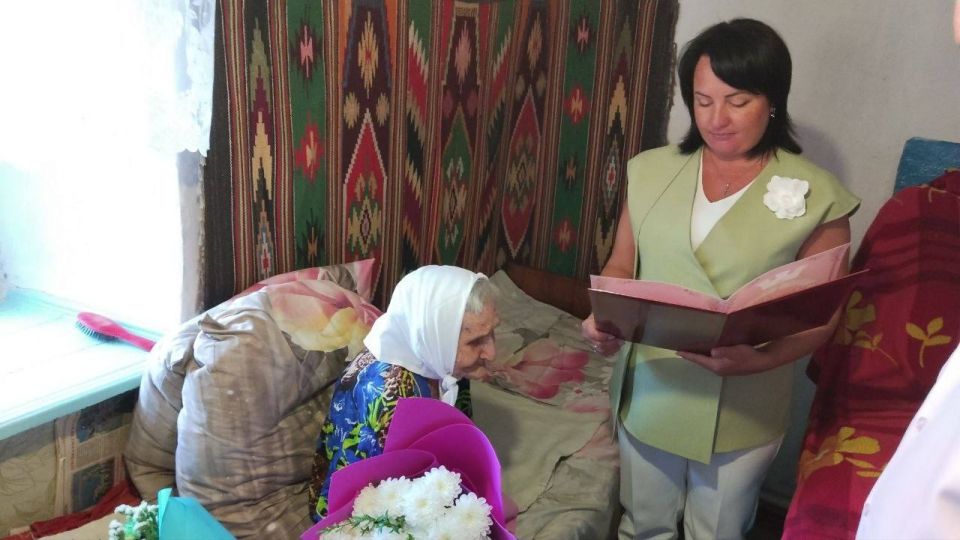 Столько историй про жизненный путь прекрасных и сильных женщин должны быть услышаны...и это одна из них Столько историй про жизненный путь прекрасных и сильных женщин должны быть услышаны...и это одна из них
