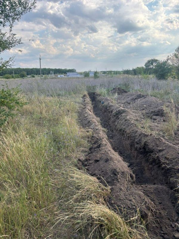 Специалисты из Ленобласти проводят монтаж системы водоотведения в Карло-Марксово г.о. Енакиево Специалисты из Ленобласти проводят монтаж системы водоотведения в Карло-Марксово г.о. Енакиево