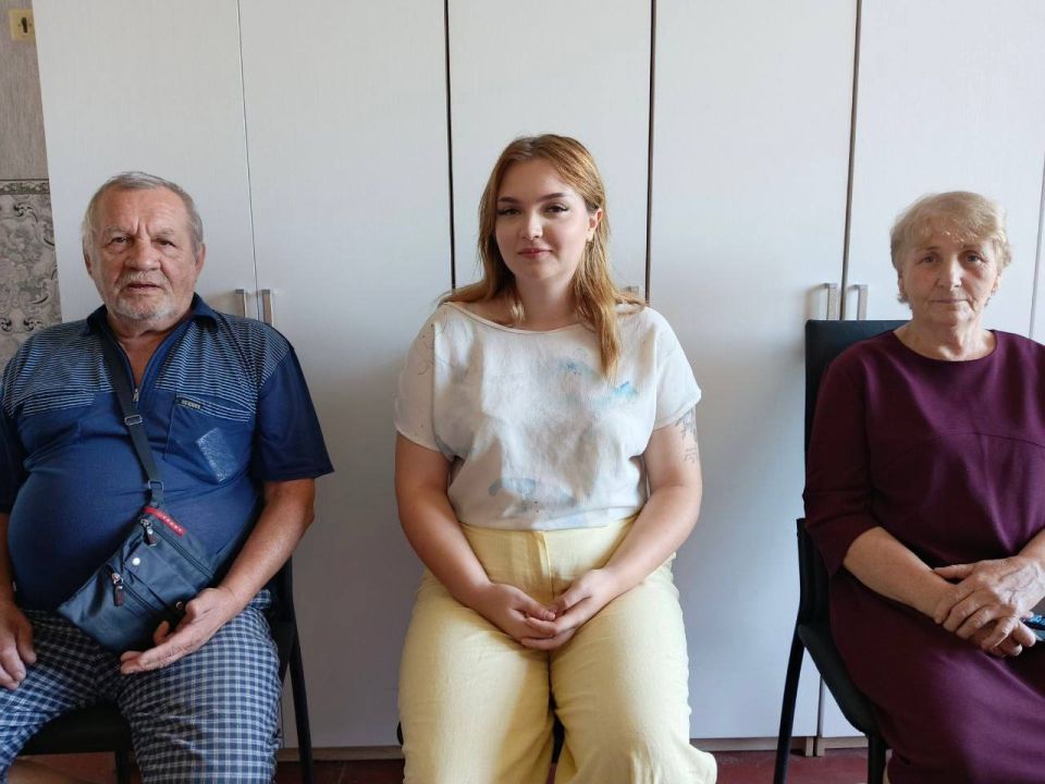 Встреча с коллективом. Сегодня, 1 августа, заместитель главы администрации городского округа Иловайск Елена Кочетова провела встречу с трудовым коллективом Детской школы искусств городского округа Иловайск, на которой... Встреча с коллективом. Сегодня, 1 августа, заместитель главы администрации городского округа Иловайск Елена Кочетова провела встречу с трудовым коллективом Детской школы искусств городского округа Иловайск, на которой...