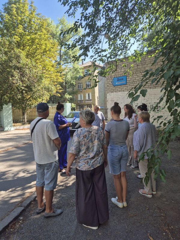 Альбина Афенченко: Встречи во дворах. Сегодня 01 августа 2025г Альбина Афенченко: Встречи во дворах. Сегодня 01 августа 2025г