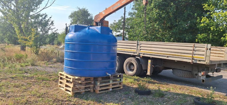Установка ёмкости для разбора воды населением в с.Орехово,ул.Октябрьская, д. 43 Установка ёмкости для разбора воды населением в с.Орехово,ул.Октябрьская, д. 43