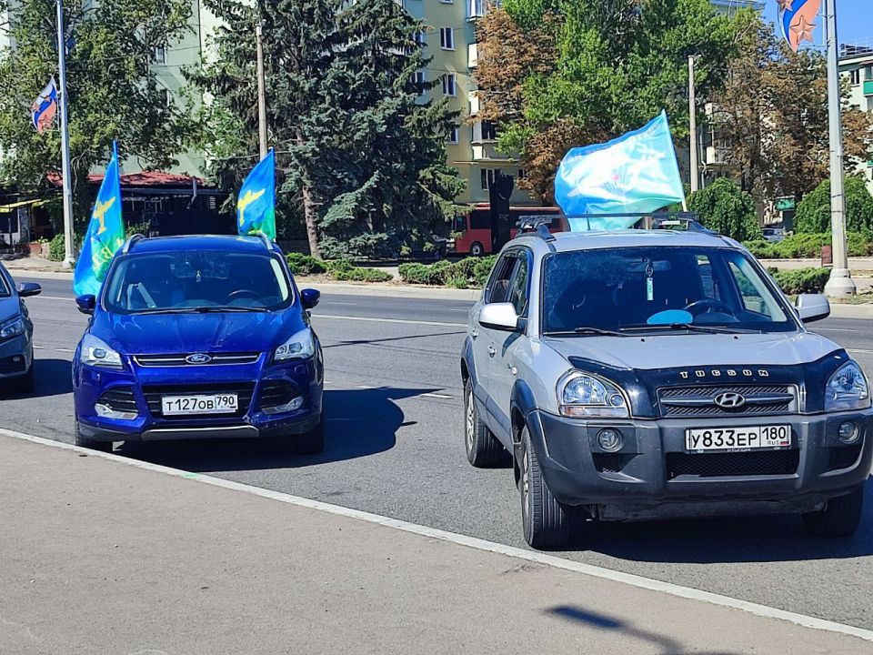 В Мариуполе отметили день ВДВ В Мариуполе отметили день ВДВ