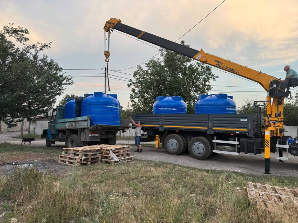 Установка емкости для разбора воды населением в жилом массиве Новый поселок, ул. Новая, возле магазина Установка емкости для разбора воды населением в жилом массиве Новый поселок, ул. Новая, возле магазина