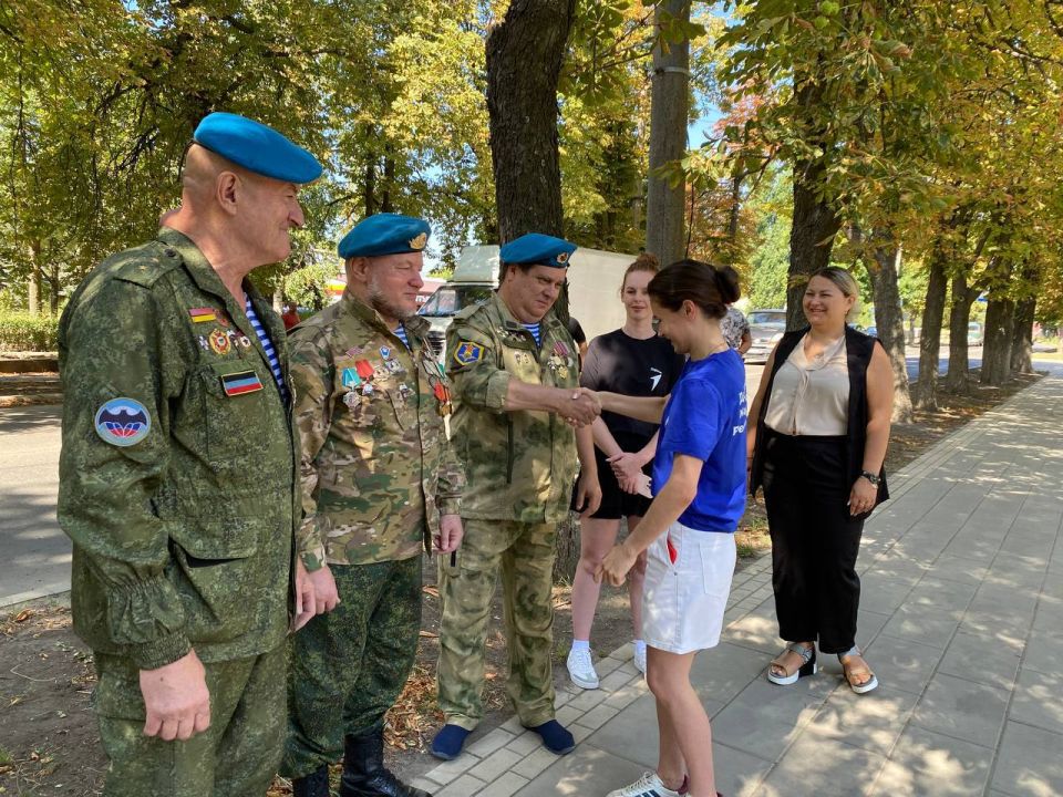 Виктория Жукова: Дорогие ветераны, воины-десантники, жители нашего округа! Виктория Жукова: Дорогие ветераны, воины-десантники, жители нашего округа!