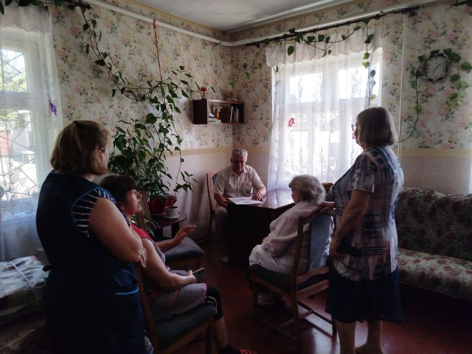 Состоялся прием граждан. 1 августа, депутат Торезского городского совета Руслан Чередников провел плановый прием граждан Состоялся прием граждан. 1 августа, депутат Торезского городского совета Руслан Чередников провел плановый прием граждан