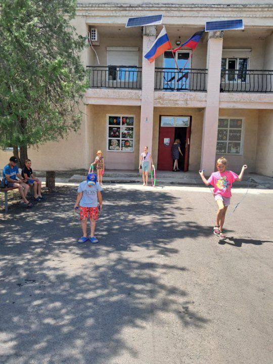 Каникулы продолжаются! Юные жители Новоазовского округа проводят их весело и познавательно Каникулы продолжаются! Юные жители Новоазовского округа проводят их весело и познавательно