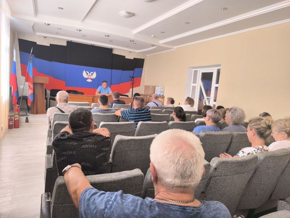Глава администрации городского округа Докучаевск Александр Качанов подвел итоги недели Глава администрации городского округа Докучаевск Александр Качанов подвел итоги недели