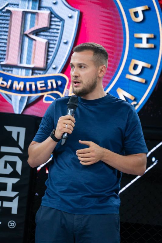 Кирилл Макаров: Фестиваль «Сила Донбасса» в Урзуфе становится хорошей ежегодной традицией Кирилл Макаров: Фестиваль «Сила Донбасса» в Урзуфе становится хорошей ежегодной традицией