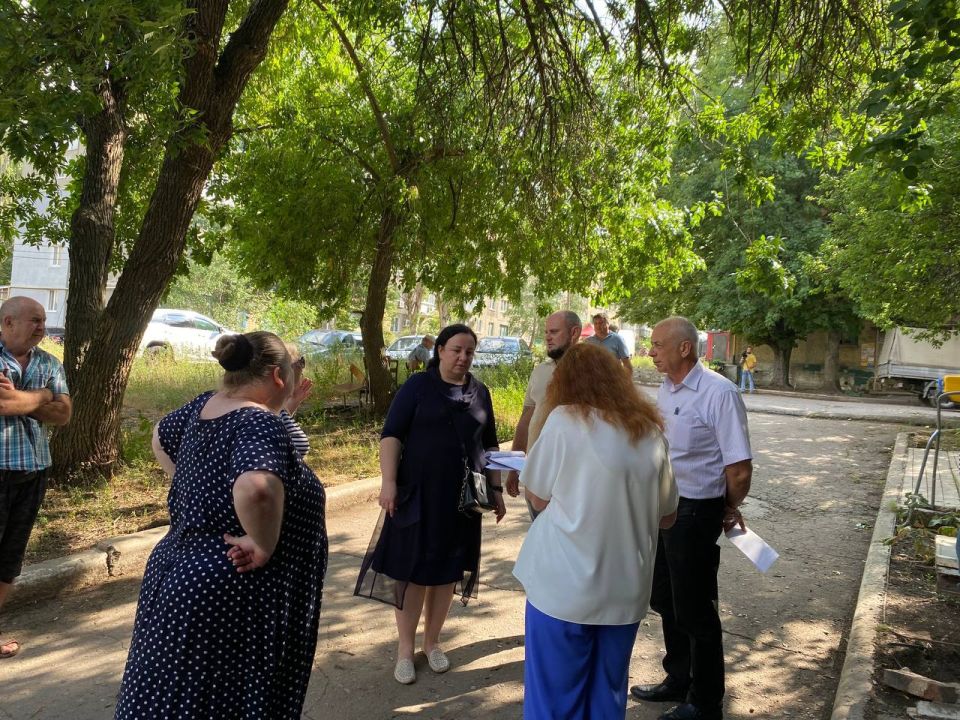 Виктория Жукова: По поручению Главы Донецкой Народной Республики регулярно проводятся встречи с гражданами руководством Администрации округа Виктория Жукова: По поручению Главы Донецкой Народной Республики регулярно проводятся встречи с гражданами руководством Администрации округа