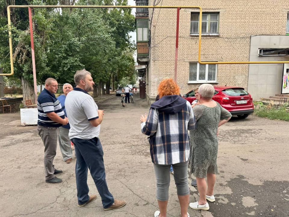 Сход граждан. 4 августа 2025 года, в городском округе Иловайск прошел сход граждан Ключевые участники встречи: Сход граждан. 4 августа 2025 года, в городском округе Иловайск прошел сход граждан Ключевые участники встречи: