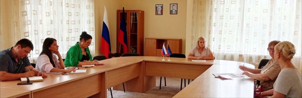 Наталья Бегуненко: В понедельник, 4 августа, руководитель Управы Петровского внутригородского района Администрации городского округа Донецк Наталья Ивановна Бегуненко провела еженедельный прием граждан Наталья Бегуненко: В понедельник, 4 августа, руководитель Управы Петровского внутригородского района Администрации городского округа Донецк Наталья Ивановна Бегуненко провела еженедельный прием граждан