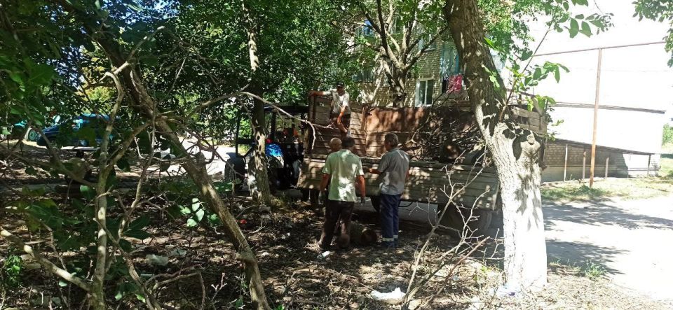 Александр Качанов: В Докучаевске на постоянной основе выполняется комплекс мер по благоустройству территории округа Александр Качанов: В Докучаевске на постоянной основе выполняется комплекс мер по благоустройству территории округа