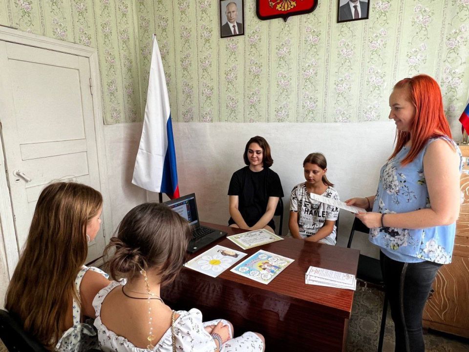 Николай Михайлов: В Старобешевском округе прошел информационно-познавательный час «Дружба — это не работа!» Николай Михайлов: В Старобешевском округе прошел информационно-познавательный час «Дружба — это не работа!»