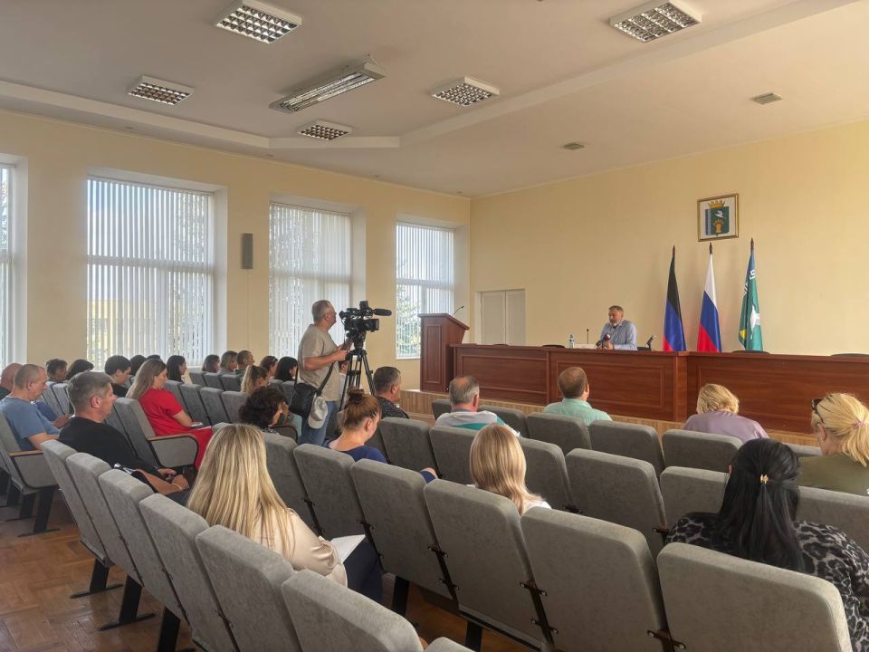 В Мангушском округе обсудили приоритетные задачи развития территории В Мангушском округе обсудили приоритетные задачи развития территории
