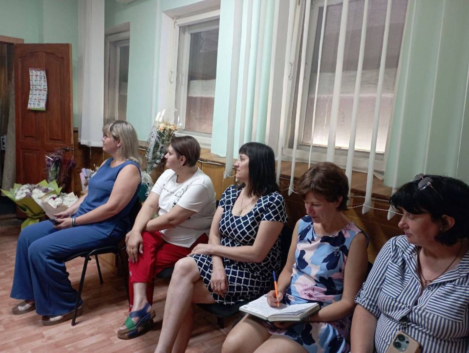 В городском округе Иловайск состоялась встреча, в ходе которой заместитель председателя Общественного совета, Анна Юрьевна Бардина, пообщалась с местными жителями В городском округе Иловайск состоялась встреча, в ходе которой заместитель председателя Общественного совета, Анна Юрьевна Бардина, пообщалась с местными жителями