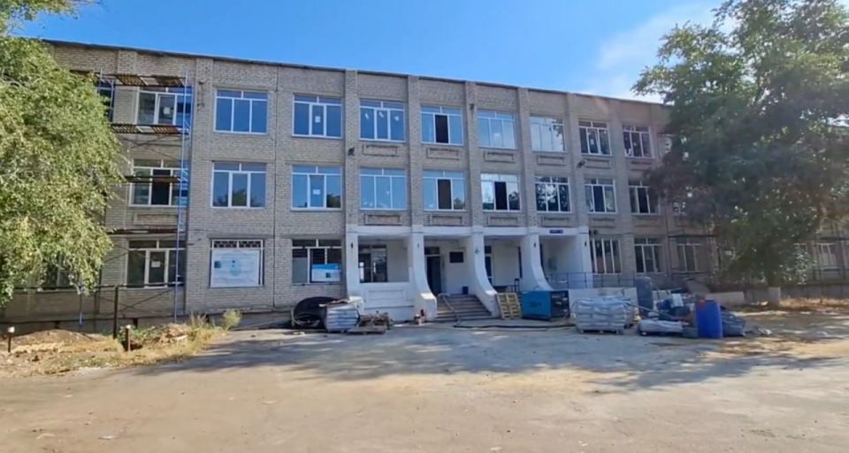 Василий Овчаров: Совместно с советником губернатора Московской области Алексеем Гержиком проверили ход капитальных ремонтов образовательных учреждений в селах Безыменное и Новоазовске Василий Овчаров: Совместно с советником губернатора Московской области Алексеем Гержиком проверили ход капитальных ремонтов образовательных учреждений в селах Безыменное и Новоазовске