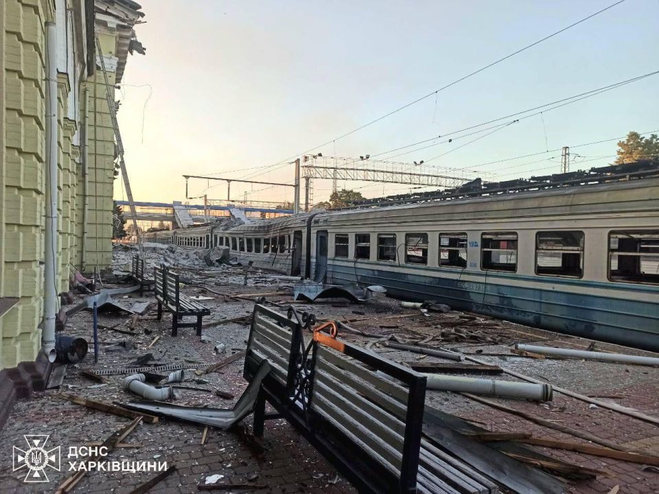 Олег Царёв: ВС РФ ночью нанесли удары по военным объектам в 4 областях Украины Олег Царёв: ВС РФ ночью нанесли удары по военным объектам в 4 областях Украины