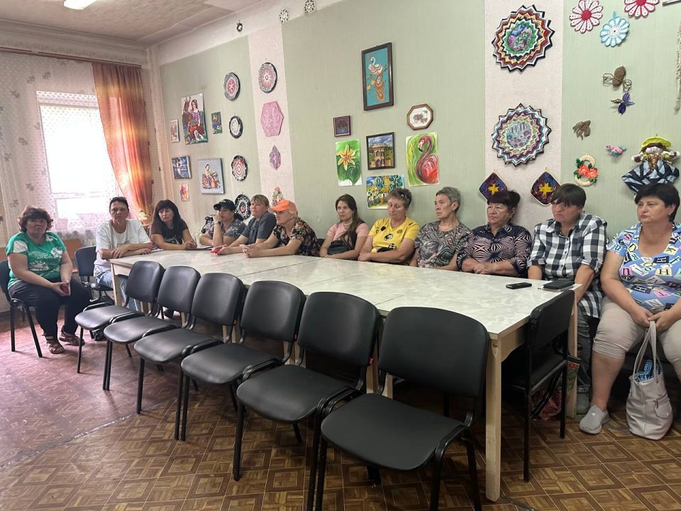 Юрий Будрин: Сегодня, 05 августа 2025 года, по поручению Главы Республики Дениса Пушилина, в рамках проекта "Управдом", реализуемого Единой Россией, в Кировском районе г. Донецка прошла встреча с трудовым коллективом... Юрий Будрин: Сегодня, 05 августа 2025 года, по поручению Главы Республики Дениса Пушилина, в рамках проекта "Управдом", реализуемого Единой Россией, в Кировском районе г. Донецка прошла встреча с трудовым коллективом...