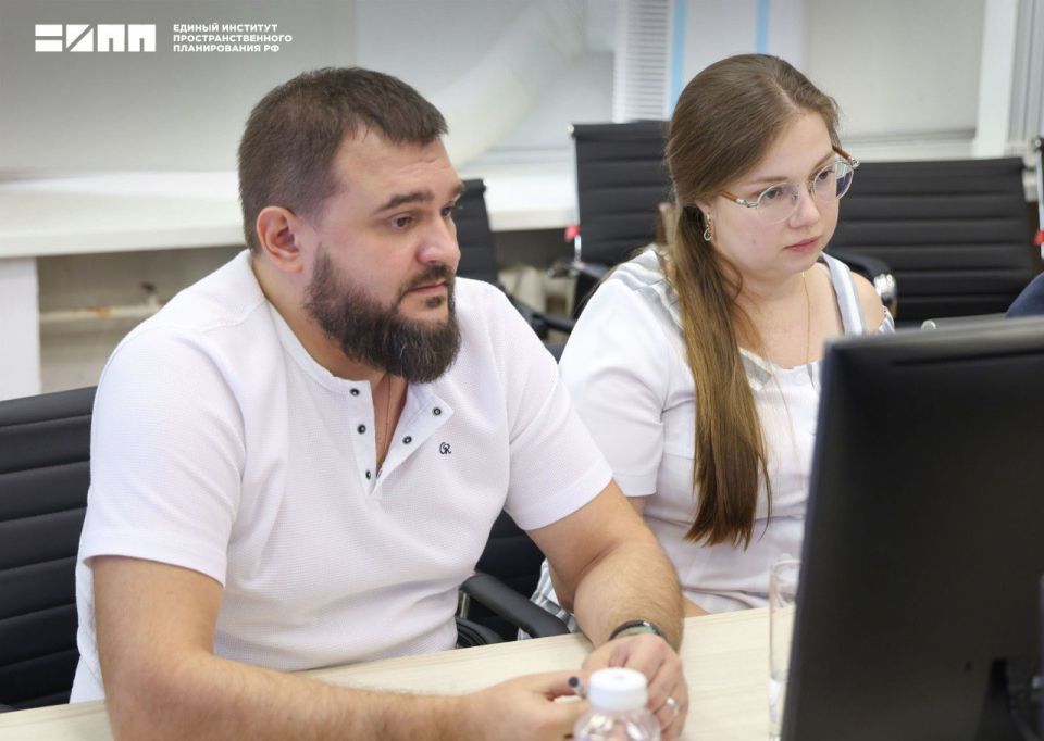 Эксперты ЕИПП РФ детально обсудили проектные решения по развитию Донецкой агломерации Эксперты ЕИПП РФ детально обсудили проектные решения по развитию Донецкой агломерации