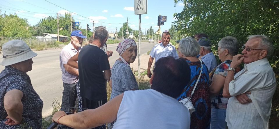 Юрий Атаманов: Провел встречу с жителями микрорайона «Железнодорожный» Юрий Атаманов: Провел встречу с жителями микрорайона «Железнодорожный»