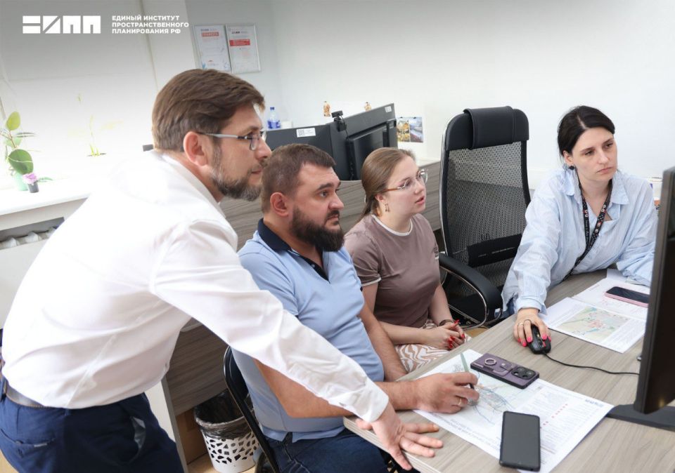 Эксперты ЕИПП РФ детально обсудили проектные решения по развитию Донецкой агломерации Эксперты ЕИПП РФ детально обсудили проектные решения по развитию Донецкой агломерации