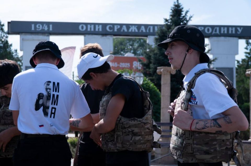 "Сила Донбасса" в Урзуфе: Фестиваль единоборств и настоящий спортивный дух! "Сила Донбасса" в Урзуфе: Фестиваль единоборств и настоящий спортивный дух!