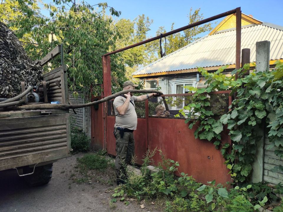 Депутаты продолжают борьбу за воду Депутаты продолжают борьбу за воду