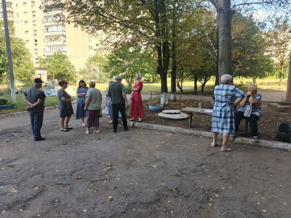 Роман Конев: Благодаря реализации партийного проекта «Управдом» от Единой России в Горловке состоялись выборы старших по домам Роман Конев: Благодаря реализации партийного проекта «Управдом» от Единой России в Горловке состоялись выборы старших по домам