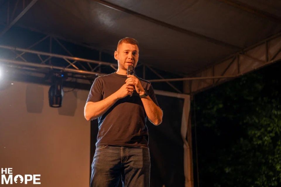 Председатель #Комитет_по_молодежной_политике_и_патриотическому_воспитанию Роман Удалов (фракция «Единая Россия») пообщался с участниками Форума «НЕМОРЕ» для активистов ДРО ВОО «Молодая Гвардия Единой России» ДНР Председатель #Комитет_по_молодежной_политике_и_патриотическому_воспитанию Роман Удалов (фракция «Единая Россия») пообщался с участниками Форума «НЕМОРЕ» для активистов ДРО ВОО «Молодая Гвардия Единой России» ДНР