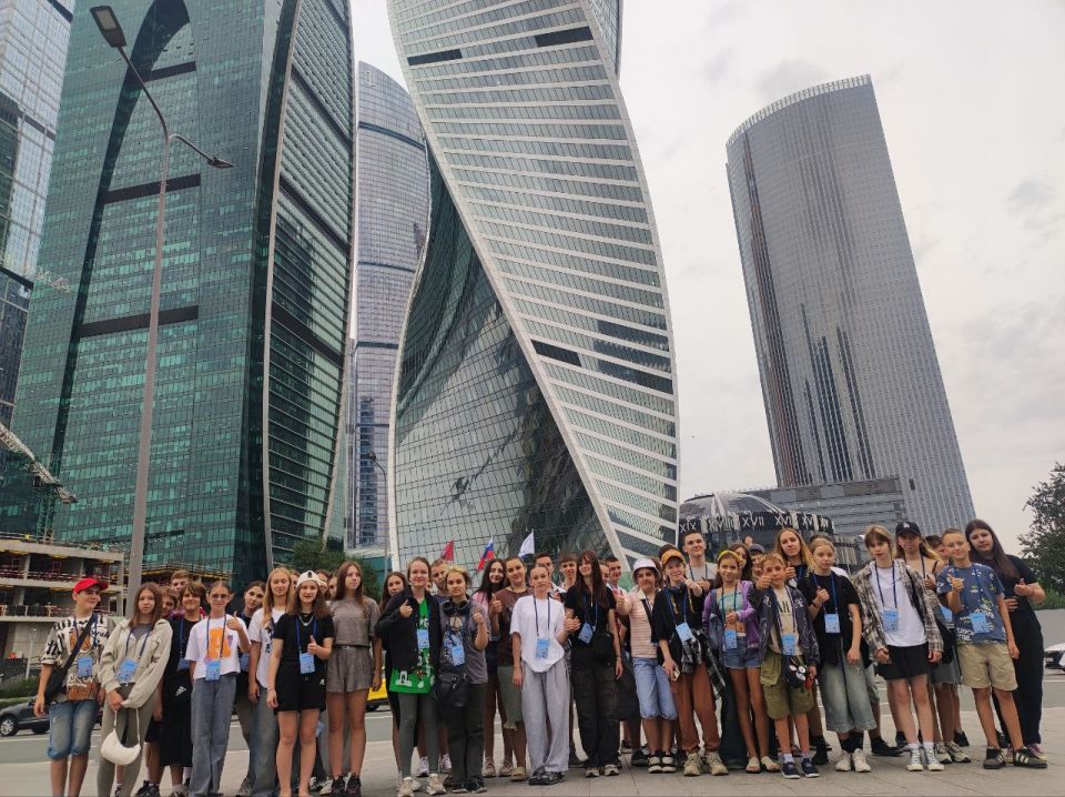 Молодежь нашего округа в Москве Молодежь нашего округа в Москве
