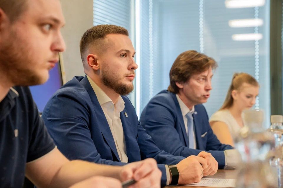 При Министерстве молодежной политики ДНР заработал общественных совет При Министерстве молодежной политики ДНР заработал общественных совет