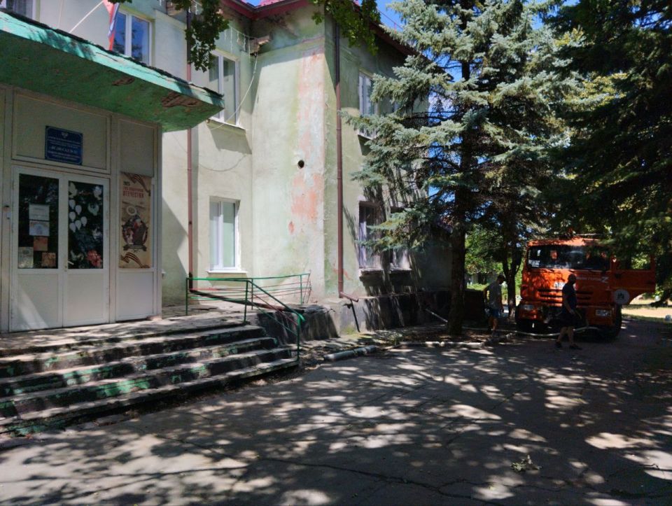 В Кировском внутригородском районе организован подвоз воды В Кировском внутригородском районе организован подвоз воды