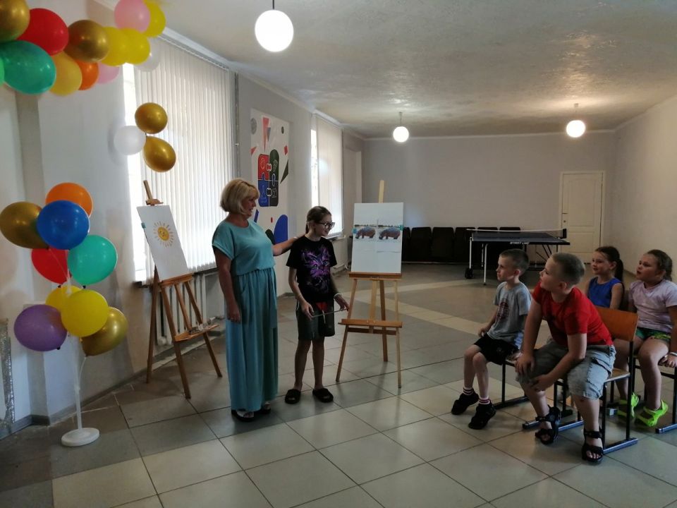 Сегодня в доме детского творчества г. Кировское свои двери распахнула детская площадка досуга "Детландия" Сегодня в доме детского творчества г. Кировское свои двери распахнула детская площадка досуга "Детландия"