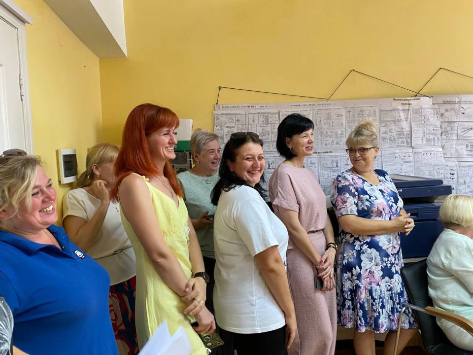 Виктория Жукова: По поручению Главы Донецкой Народной Республики регулярно проводятся встречи с трудовыми коллективами руководством Администрации округа Виктория Жукова: По поручению Главы Донецкой Народной Республики регулярно проводятся встречи с трудовыми коллективами руководством Администрации округа