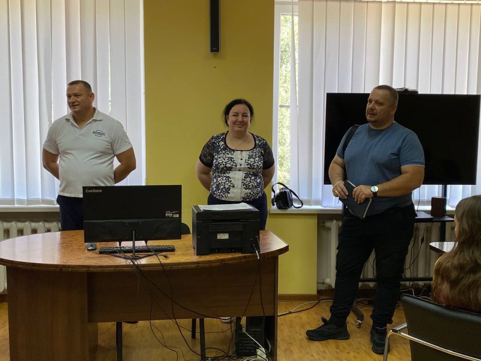 Виктория Жукова: По поручению Главы Донецкой Народной Республики регулярно проводятся встречи с трудовыми коллективами руководством Администрации округа Виктория Жукова: По поручению Главы Донецкой Народной Республики регулярно проводятся встречи с трудовыми коллективами руководством Администрации округа