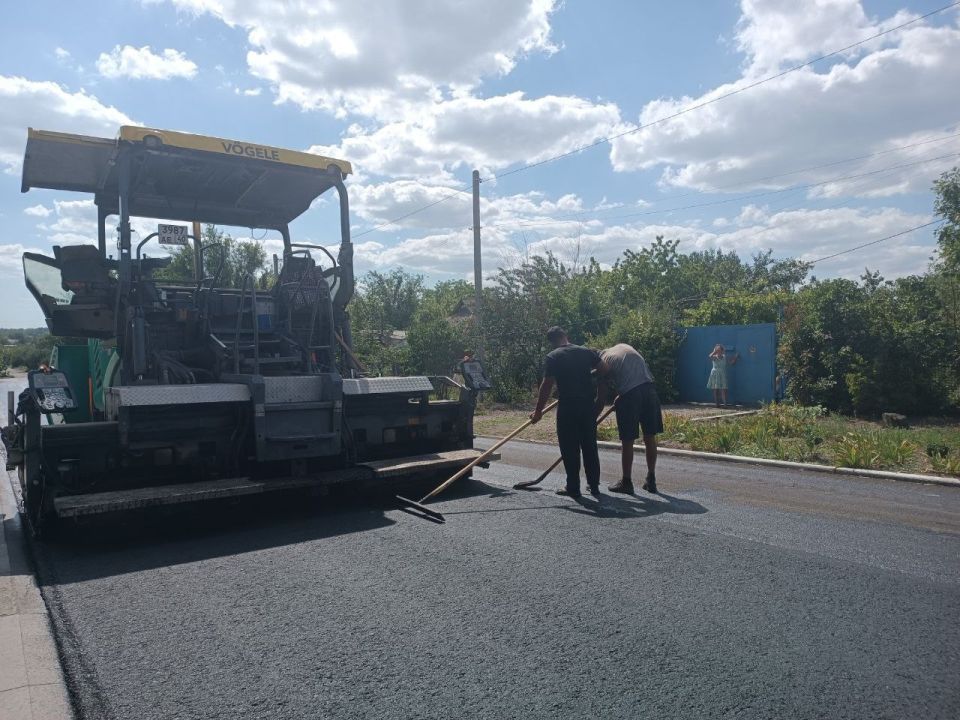 Сергей Юзвинкевич: В Володарском муниципальном округе продолжается ремонт муниципальных дорог Сергей Юзвинкевич: В Володарском муниципальном округе продолжается ремонт муниципальных дорог