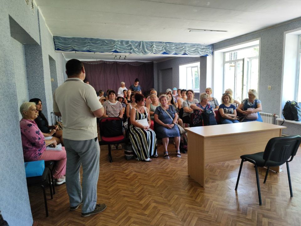 По инициативе Главы ДНР состоялась встреча с жителями Мариуполя По инициативе Главы ДНР состоялась встреча с жителями Мариуполя