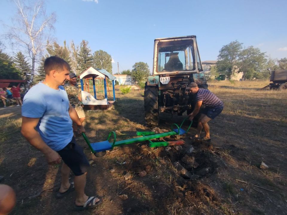 Николай Михайлов: ТОС "Победа" в Придорожном Старобешевского округа: пример активного участия Николай Михайлов: ТОС "Победа" в Придорожном Старобешевского округа: пример активного участия