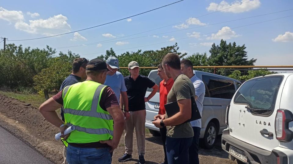 Дорожные работы в пгт Мангуш взяты на контроль руководством ДНР Дорожные работы в пгт Мангуш взяты на контроль руководством ДНР