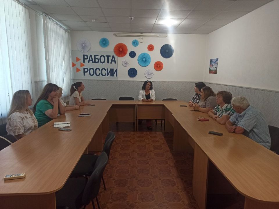 В Докучаевске продолжаются встречи с жителями В Докучаевске продолжаются встречи с жителями