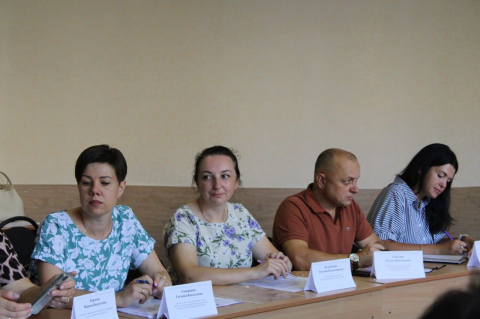 Состоялось заседание комиссии по делам несовершеннолетних и защите их прав администрации городского округа Горловка Состоялось заседание комиссии по делам несовершеннолетних и защите их прав администрации городского округа Горловка