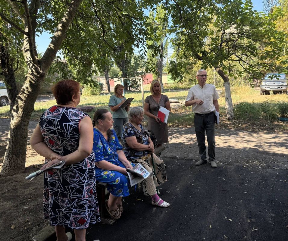 Сегодня, 7 августа, состоялась встреча с жителями улицы Спортивная Сегодня, 7 августа, состоялась встреча с жителями улицы Спортивная