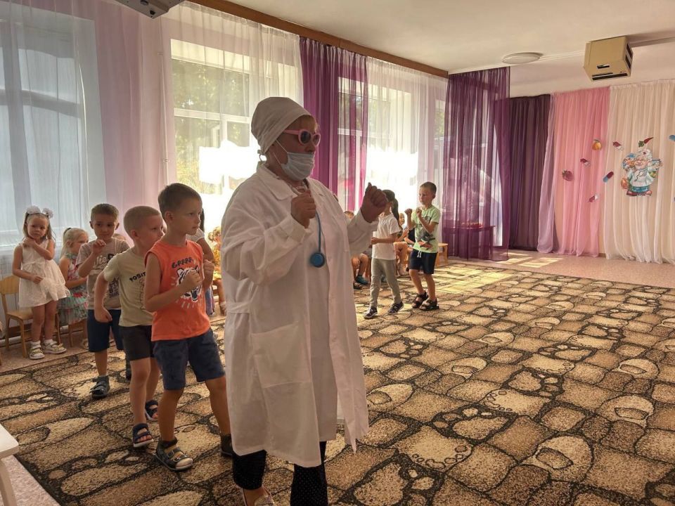 Доброе утро!"В гостях у Айболита": Здоровое лето с "Единой Россией" в детском саду "Радуга"! Доброе утро!"В гостях у Айболита": Здоровое лето с "Единой Россией" в детском саду "Радуга"!