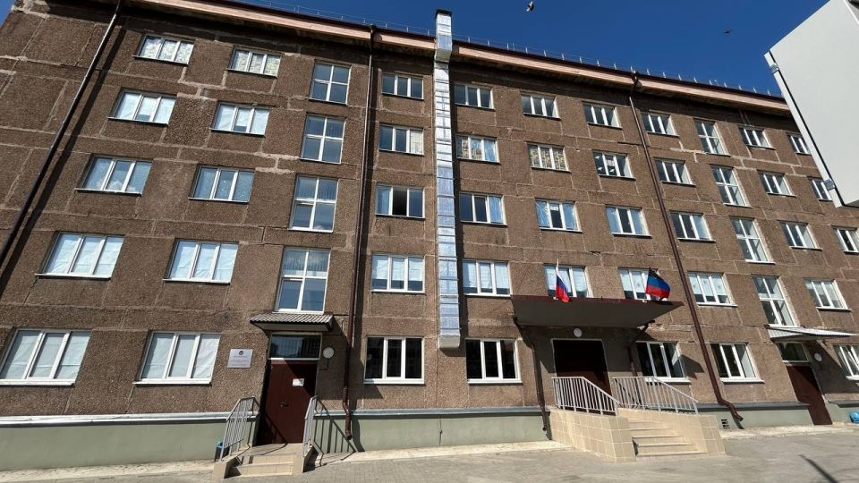 Силами Единого заказчика восстановлен один из корпусов Мариупольского техникума отраслевых технологий - вице-премьер РФ Марат Хуснуллин Силами Единого заказчика восстановлен один из корпусов Мариупольского техникума отраслевых технологий - вице-премьер РФ Марат Хуснуллин