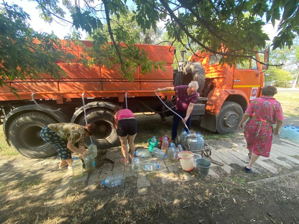 Главой Донецкой Народной Республики Денисом Пушилиным принят ряд мер по преодолению водного кризиса в нашем регионе Главой Донецкой Народной Республики Денисом Пушилиным принят ряд мер по преодолению водного кризиса в нашем регионе