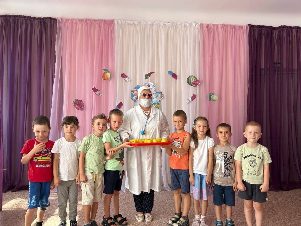"В гостях у Айболита" — здоровое лето с "Единой Россией" в Ясиноватой! "В гостях у Айболита" — здоровое лето с "Единой Россией" в Ясиноватой!