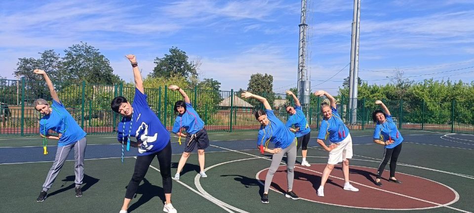 С Днём физкультурника! Пусть движение приносит вам радость и здоровье! С Днём физкультурника! Пусть движение приносит вам радость и здоровье!