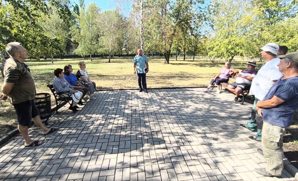 Наталья Бегуненко: По поручению Главы ДНР Дениса Пушилина в Петровском районе продолжаются встречи с населением Наталья Бегуненко: По поручению Главы ДНР Дениса Пушилина в Петровском районе продолжаются встречи с населением