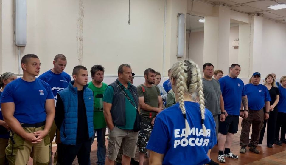 Игорь Кастюкевич: Вторая смена стартовала в волонтерском лагере Единой России «Курский рубеж» Игорь Кастюкевич: Вторая смена стартовала в волонтерском лагере Единой России «Курский рубеж»